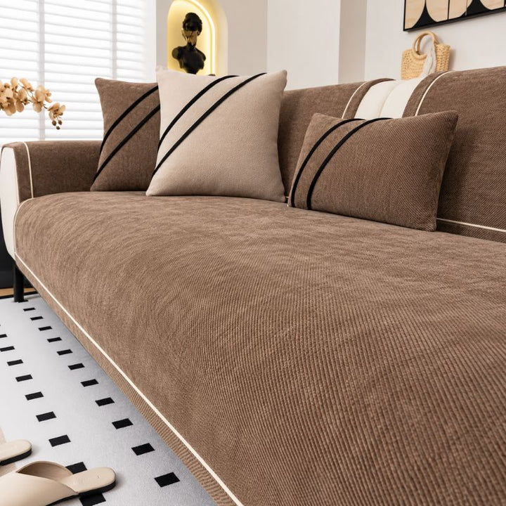 Housse de canapé en chenille BelleLigne™ coloris marron