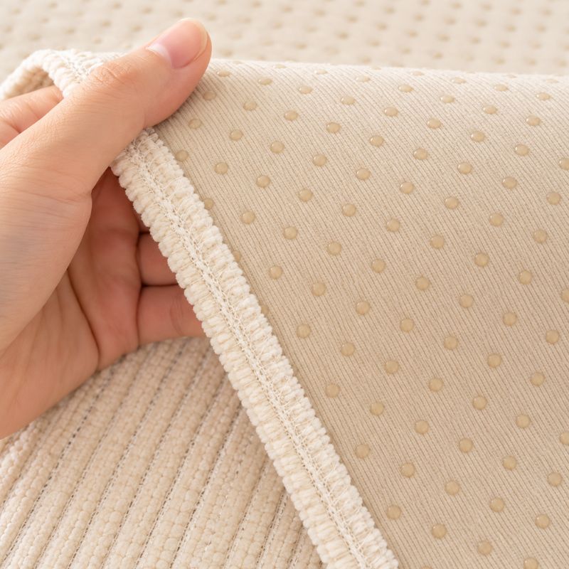 Dessous antidérapant de la housse de canapé en chenille CanapéCocon™